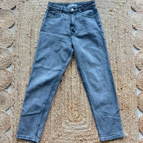 ZARA High-Waist Mom Fit Jeans – Gray Wash – Size 36 (US 4) 🩶 - Picture 9 of 9